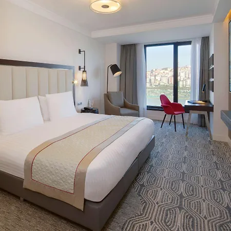 Otel Mövenpick Golden Horn 5*