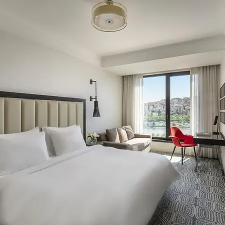 Mövenpick Golden Horn