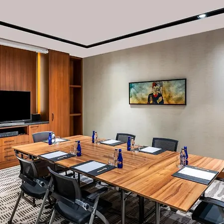 Отель Moevenpick Golden Horn 5*