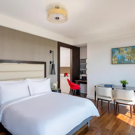 Mövenpick Golden Horn 5*