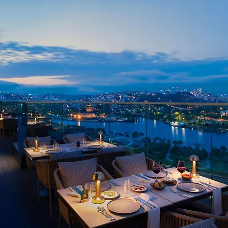Отель Moevenpick Golden Horn