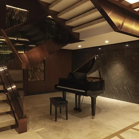 Moevenpick Golden Horn 5*