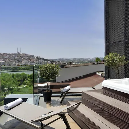 Hotel Moevenpick Golden Horn 5*