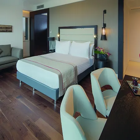 Hotel Moevenpick Golden Horn