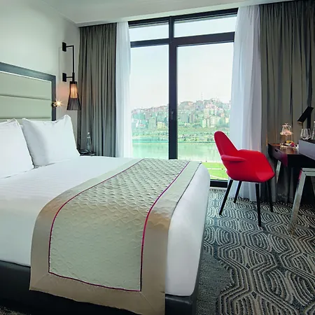 Hotel Moevenpick Golden Horn 5*