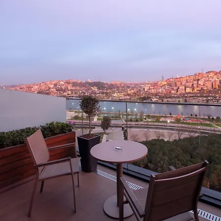 Moevenpick Golden Horn 5*