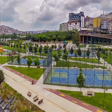 Hotel Moevenpick Golden Horn 5*