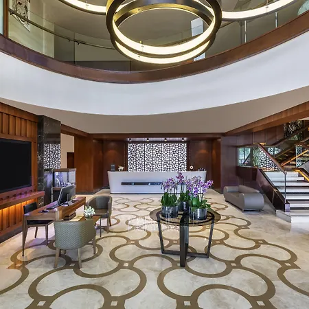 Moevenpick Golden Horn 5*