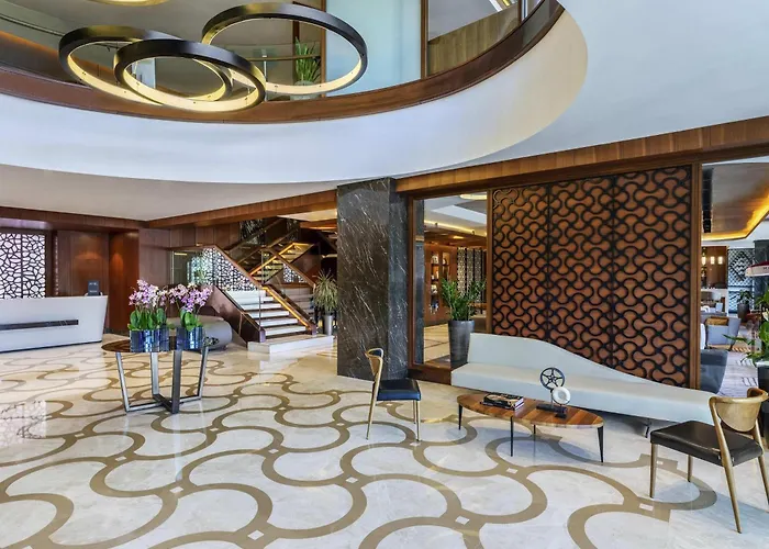 Mövenpick Golden Horn 5*