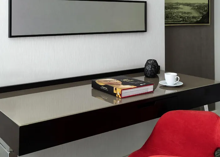 Otel Mövenpick Golden Horn 5*