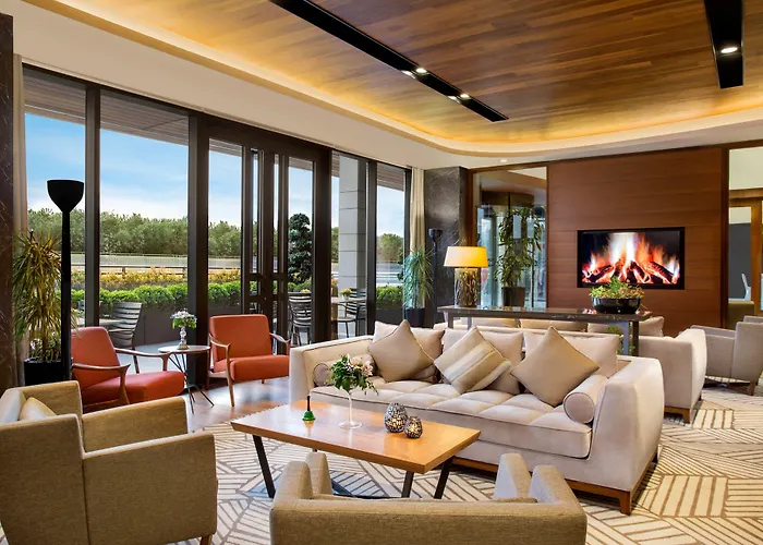 Mövenpick Golden Horn 5*