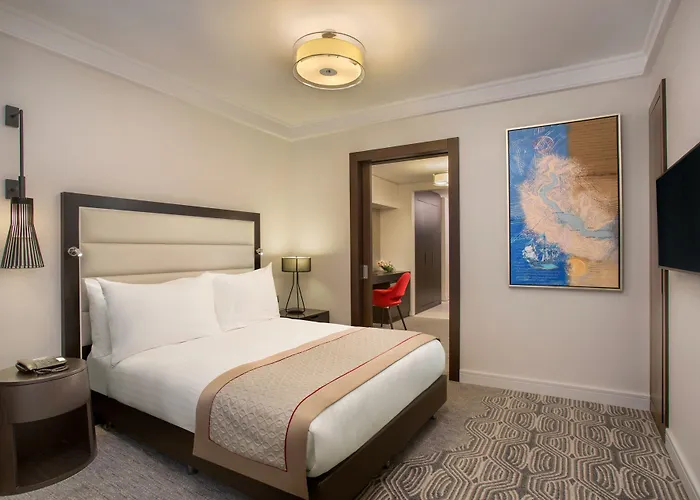 Mövenpick Golden Horn 5*