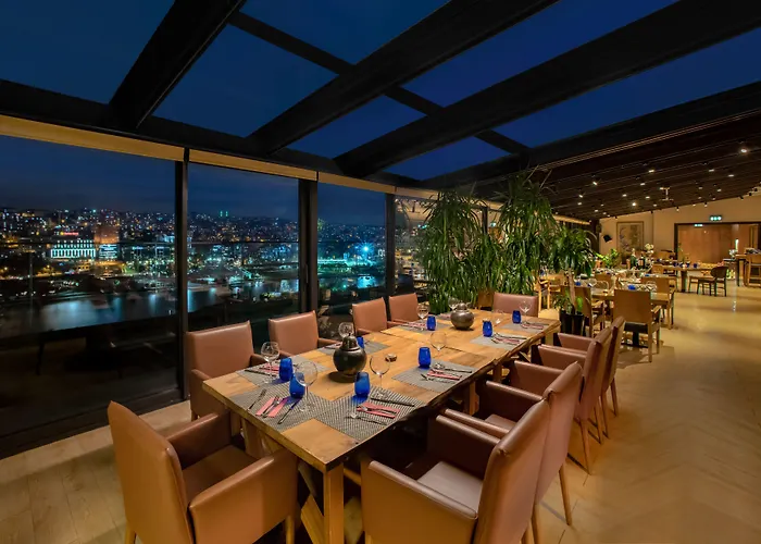 Mövenpick Golden Horn Otel 5*